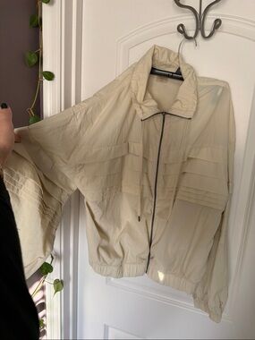 CALIA by Carrie Underwood Light Cream Zip-Up Bomber Jacket